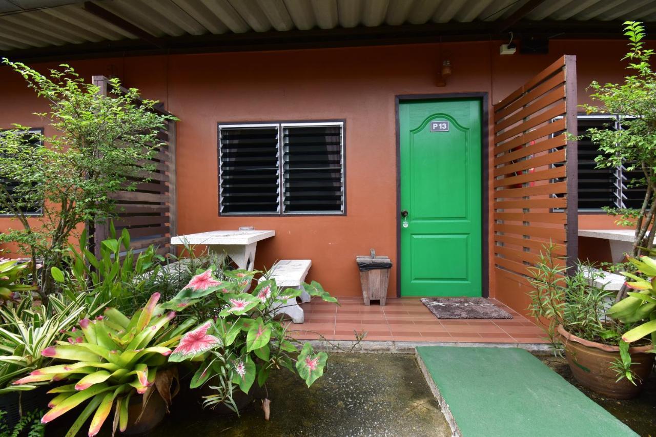 Mukda Guesthouse Trat Eksteriør billede